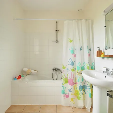 Luxe In With Bbq Garden Villa *